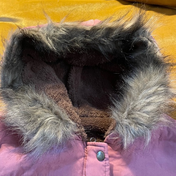 Brand new dusty rose, fleece parka with hood, L - Picture 3 of 8